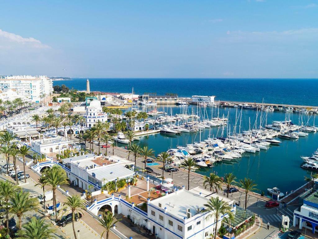 Urbanizacion Puerto Paraiso Estepona Extérieur photo