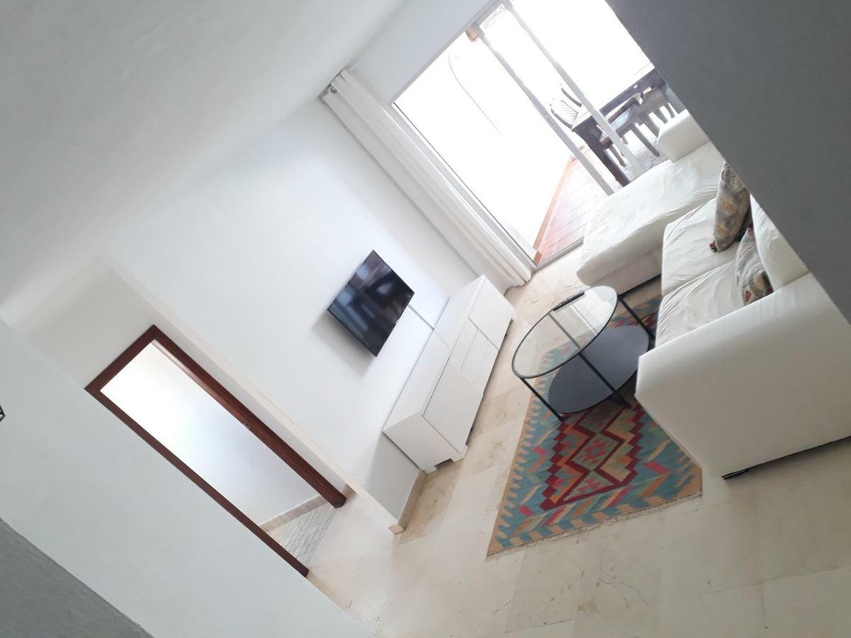 Urbanizacion Puerto Paraiso Estepona Extérieur photo